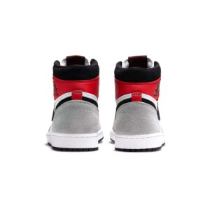 Air Jordan 1 Retro High OG “Light Smoke Grey”